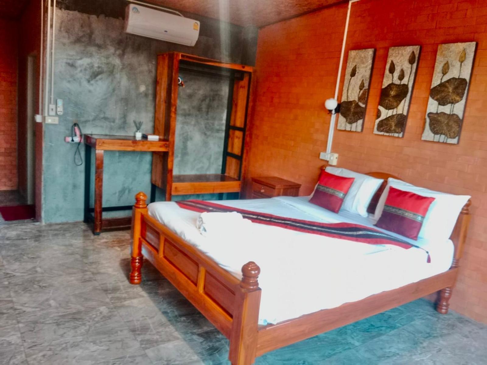 Pai Kiang Fa Hotel Bagian luar foto