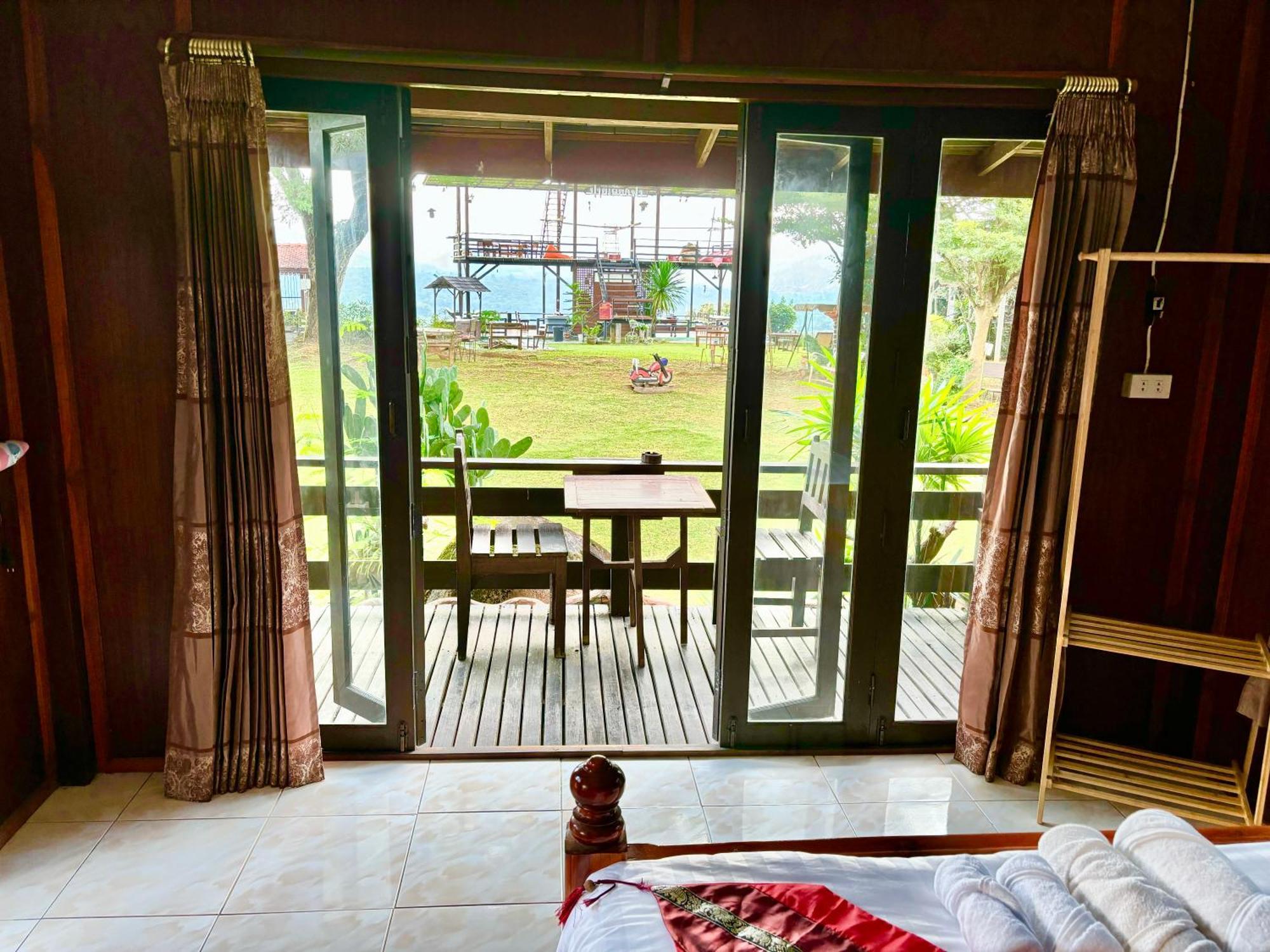 Pai Kiang Fa Hotel Bagian luar foto