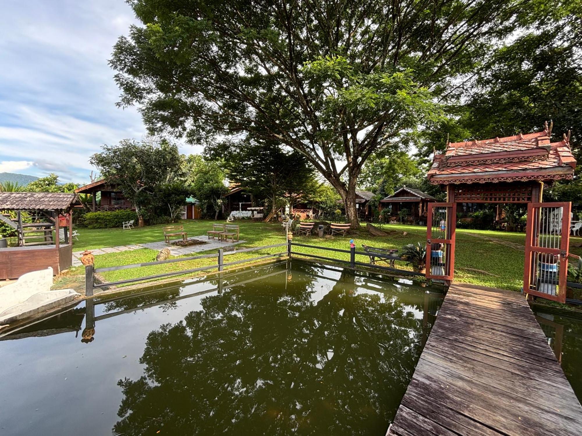 Pai Kiang Fa Hotel Bagian luar foto
