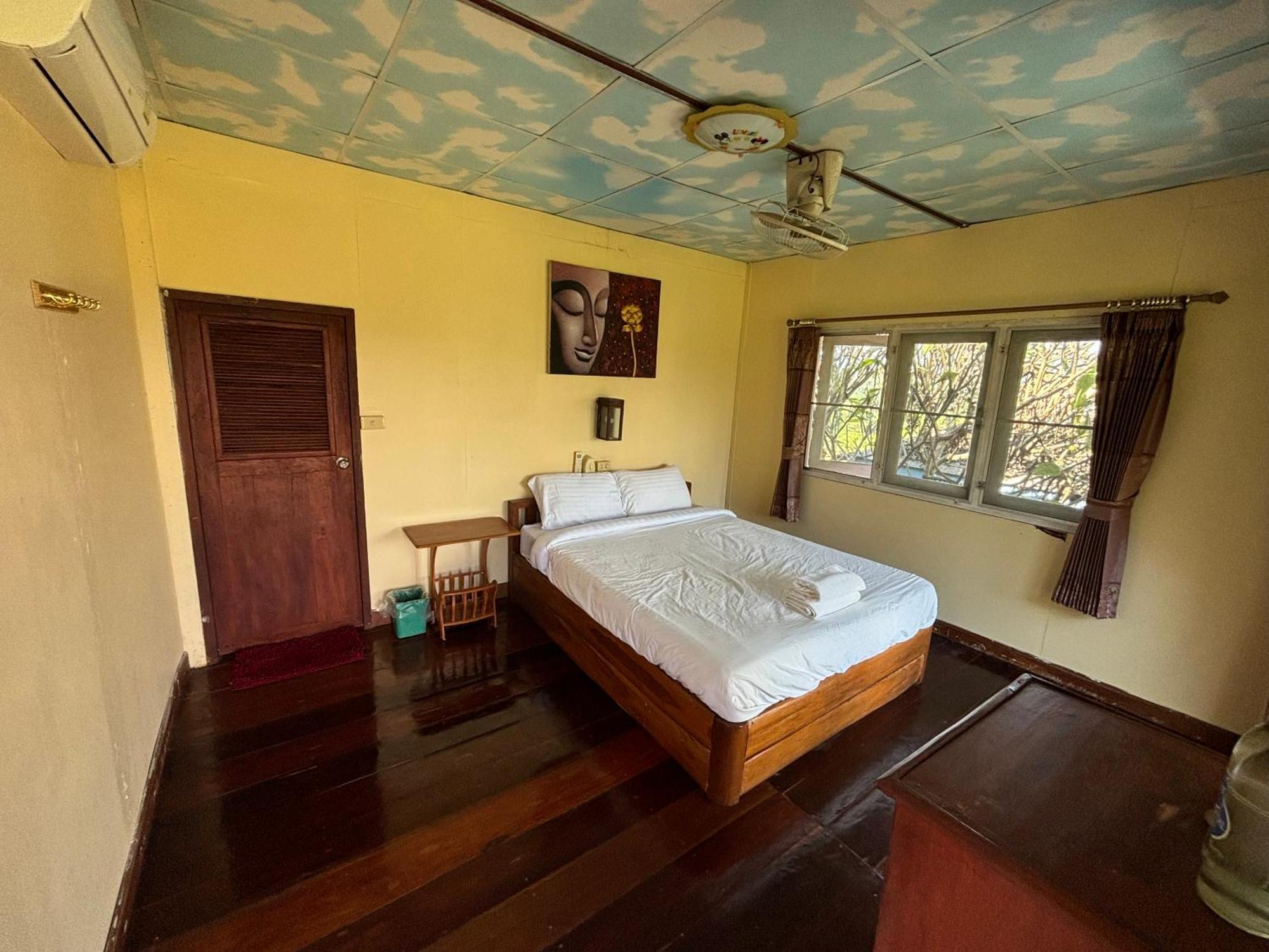 Pai Kiang Fa Hotel Bagian luar foto